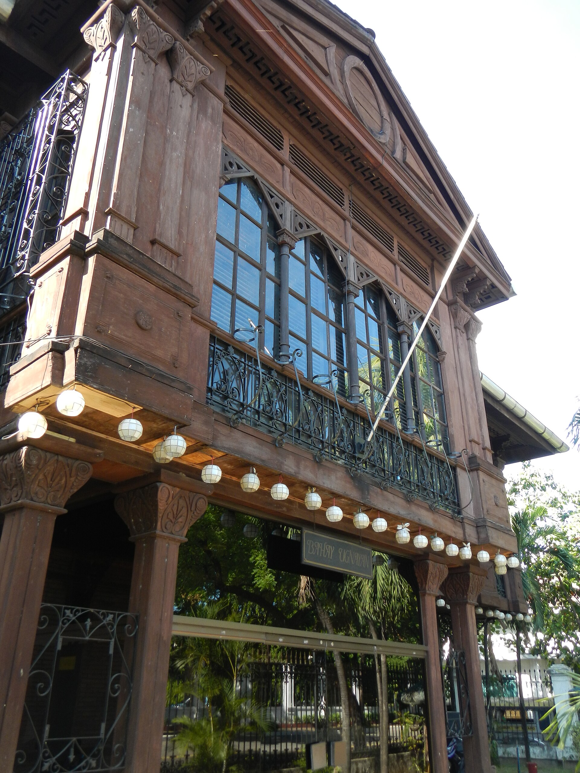 Bahay Ugnayan, Bahay Pangarap [1] Briefer on Bahay Pangarap and Malacañang Park [2] Aquino sisters on Noy's official home: Better Bahay Pangarap than Times [3] 1/L Bahay Ugnayan J.P. Laurel St. Malacañang complex Dating bahay ni Madam Imelda Marcos.[Coordinates: 14°35'34"N 120°59'31"E] [4] Under President Fidel V. Ramos, the Bahay Pangarap was restored and became the club house of the Malacañang Golf Club (the old Club House had become the residence of President Marcos’ mother, Mrs. Josefa Edralin Marcos). Restoration was supervised by Architect Francisco Mañosa at the initiative of First Lady Amelita Ramos and inaugurated as the New Bahay Pangarap on March 15, 1996 as an alternate venue for official functions in addition to recreational and social activities. In 2008, the historic Bahay Pangarap was essentially demolished by Architect Conrad Onglao and rebuilt in contemporary style (retaining the basic shape of the roof as a nod to the previous historic structure), replacing, as well, the Commonwealth-era swimming pool and pergolas with a modern swimming pool. It was inaugurated on 19 December 2008 by 22 President Gloria Macapagal-Arroyo at a Christmas reception for the Cabinet. Administrative Order Nº. 251, issued on December 2008, placed the administration of Bahay Pangarap under the Internal House Affairs Office of the Office of the President of the Philippines. Malacañang Park has always been a recreational park, and is not a military facility. The facilities and area of the PSG are distinct from the demarcation of Malacañang Park. President Benigno S. Aquino III thus becomes the first President of the Philippines to make Bahay Pangarap his official residence, although previous presidents have stayed there. Despite living at his private residence at the start of his term, he has since occupied the house as of August 2010. Malacañang Palace [5] [6] (Filipino: Palasyo ng Malakanyang), officially Malacañan Palace or simply "the Palace", is the official residence, but not the actual residence, and principal workplace of the President of the Philippines. It is located along Pasig River, Governors-General Francis Burton Harrison and Dwight F. Davis built an executive building, the Kalayaan Hall, which was later transformed into a museum. Since 1986 when Cory Aquino became president, only one president, Gloria Macapagal-Arroyo, has actually lived in the palace proper, though all lived on the grounds or nearby. [7] Coordinates: 14°35'38"N 120°59'39"E [8] 1000 José P. Laurel Street, San Miguel, Manila [9] Malacañang Palace and Museum Site of the presidency of the Philippines. The Malacañang Museum is situated in historic Kalayaan Hall – the old Executive Building built in 1920 lat: 14.5935506821, long: 120.995094299 [10] New Malacañang Facebook page seeks pics from Palace visitors [11]